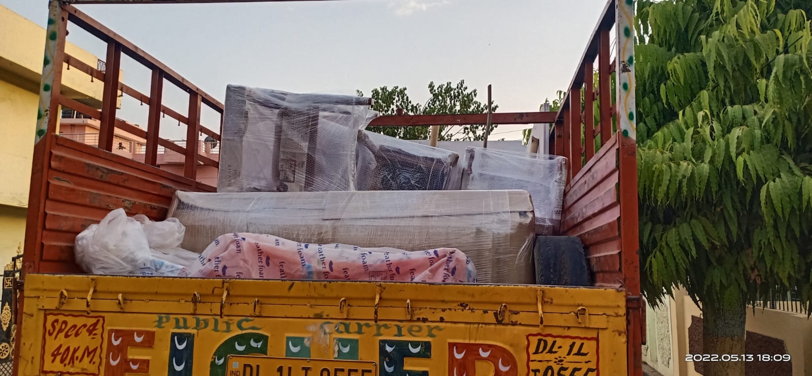 Fragile items packing